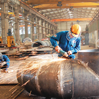 Sản xuất công nghiệp tiếp đà khởi sắc