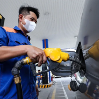 Ngày 11/9: Giá bán lẻ xăng giảm nhẹ, giá dầu điều chỉnh tăng