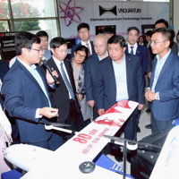 Bài 2: Nguồn lực phát triển những công nghệ chiến lược
