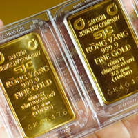 Đừng để “vàng ảo” lấy mất tiền thật Đừng để “vàng ảo” lấy mất tiền thật