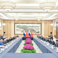 Trung Quốc và Nga làm sâu sắc hơn hợp tác song phương Trung Quốc và Nga làm sâu sắc hơn hợp tác song phương