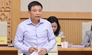 Tập trung ổn định kinh tế vĩ mô, phát triển các động lực tăng trưởng mới