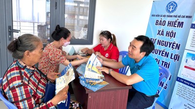 TP. Hồ Chí Minh đề xuất cấp thẻ bảo hiểm y tế miễn phí cho người từ 60 tuổi 