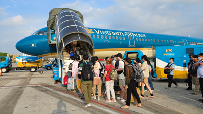 Sản lượng khai thác hàng không tăng đều bất chấp đội tàu bay sụt giảm