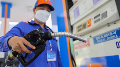 Giá bán lẻ xăng dầu đồng loạt tăng từ 15h ngày 4/9