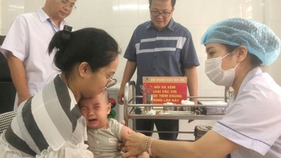 Luân phiên, luân chuyển, điều động bác sĩ về trạm y tế xã, đáp ứng chính quyền địa phương 2 cấp