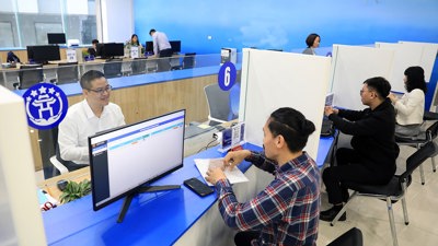 Hà Nội đôn đốc tạo thuận lợi tối đa cho người dân, doanh nghiệp khi thực hiện thủ tục hành chính