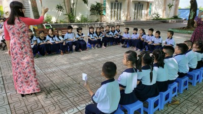 TP. Hồ Chí Minh: Giải quyết 2 vấn đề “nóng” về dạy và học