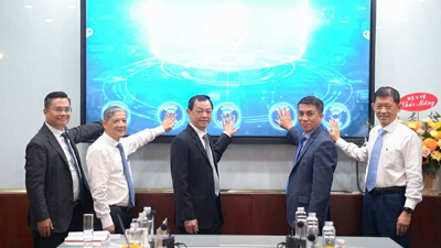 Vietcombank và Bệnh viện Chợ Rẫy triển khai giải pháp công nghệ thông tin bệnh viện, bệnh án điện tử