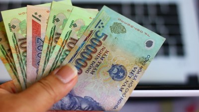 Chốt quyền cổ tức ngày 16/8: CKA dẫn đầu loạt doanh nghiệp cùng chia tiền và cổ phiếu