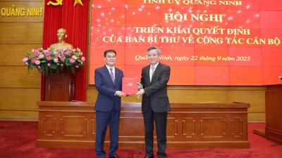 Thứ trưởng Bộ Tài chính Bùi Văn Khắng được điều động, bầu giữ chức Phó Bí thư Tỉnh ủy và Chủ tịch tỉnh Quảng Ninh