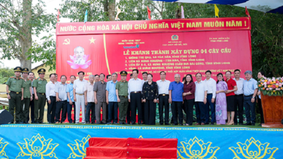 Vĩnh Long khánh thành 4 cầu giao thông do Bộ Công an và Vietcombank xây dựng
