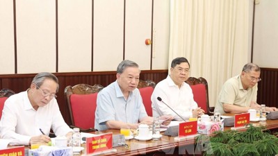 Trụ cột con người trong kỷ nguyên vươn mình của Dân tộc