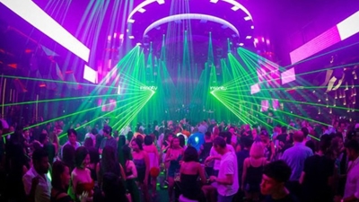 Đề xuất thống nhất một mức phí thẩm định giấy phép karaoke, vũ trường trên toàn quốc