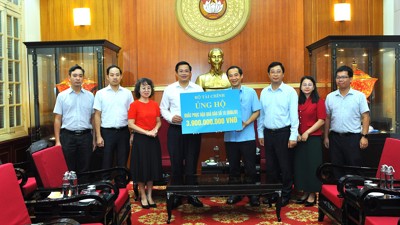 Bộ Tài chính ủng hộ 3,9 tỷ đồng hỗ trợ khắc phục hậu quả bão số 10