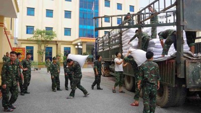 Ngành Dự trữ Nhà nước hỗ trợ kịp thời các địa phương khắc phục hậu quả mưa lũ