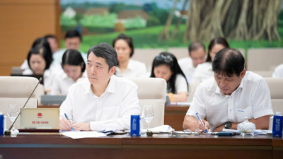 Tăng hiệu quả quản lý thuế từ cơ chế thưởng vượt thu, hoá đơn may mắn