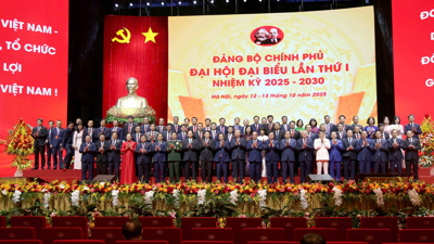 Trí tuệ và tâm huyết nhân dân góp sức hoàn thiện Dự thảo Báo cáo chính trị Đại hội XIV Trí tuệ và tâm huyết nhân dân góp sức hoàn thiện Dự thảo Báo cáo chính trị Đại hội XIV