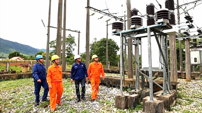 INFOGRAPHIC: Đầu tư của Việt Nam ra nước ngoài trong 9 tháng năm 2025