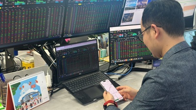 VN-Index kểm định lại ngưỡng 1.700 điểm?  VN-Index kểm định lại ngưỡng 1.700 điểm?