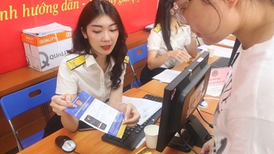 VIDEO: Thanh toán điện tử: Minh bạch hóa dòng tiền, giảm thiểu rủi ro cho người nộp thuế VIDEO: Thanh toán điện tử: Minh bạch hóa dòng tiền, giảm thiểu rủi ro cho người nộp thuế