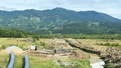 Lãnh đạo tỉnh Khánh Hòa đôn đốc tiến độ các dự án trọng điểm Lãnh đạo tỉnh Khánh Hòa đôn đốc tiến độ các dự án trọng điểm