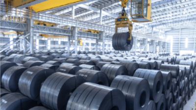 Việt Nam khởi xướng điều tra lẩn tránh phòng vệ thép cán nóng Trung Quốc