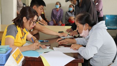 Hà Nội đề xuất hỗ trợ 4 loại phí chi trả an sinh xã hội từ năm 2026 Hà Nội đề xuất hỗ trợ 4 loại phí chi trả an sinh xã hội từ năm 2026