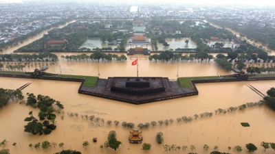 Khắc phục nhanh nhất hậu quả mưa lũ, sớm ổn định đời sống người dân Khắc phục nhanh nhất hậu quả mưa lũ, sớm ổn định đời sống người dân