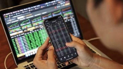 Ngân hàng, bất động sản chiếm sóng nhưng phân hóa mạnh vào cuối năm Ngân hàng, bất động sản chiếm sóng nhưng phân hóa mạnh vào cuối năm