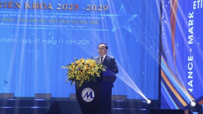 Trường Đại học Tài chính – Marketing cần lấy Nghị quyết số 71-NQ/TW của Bộ Chính trị làm kim chỉ nam để phát triển Trường Đại học Tài chính – Marketing cần lấy Nghị quyết số 71-NQ/TW của Bộ Chính trị làm kim chỉ nam để phát triển