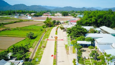 INFOGRAPHIC: Đà Nẵng và kết quả từ 6 chính sách tạo động lực giảm nghèo