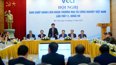 Ông Hồ Sỹ Hùng được bầu giữ chức Chủ tịch VCCI nhiệm kỳ 2021 - 2026 Ông Hồ Sỹ Hùng được bầu giữ chức Chủ tịch VCCI nhiệm kỳ 2021 - 2026