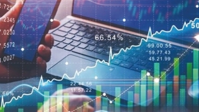 Thanh khoản thị trường cổ phiếu trên HOSE tháng 10/2025 hạ nhiệt, ngành công nghệ dẫn sóng Thanh khoản thị trường cổ phiếu trên HOSE tháng 10/2025 hạ nhiệt, ngành công nghệ dẫn sóng