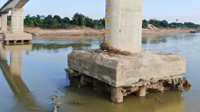 Yêu cầu khẩn trương kiểm tra chất lượng công trình cầu Sông Lô, tỉnh Phú Thọ Yêu cầu khẩn trương kiểm tra chất lượng công trình cầu Sông Lô, tỉnh Phú Thọ