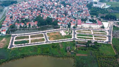 Đề xuất bỏ giá đất cụ thể: Bảng giá và hệ số điều chỉnh sẽ thay đổi cách bồi thường Đề xuất bỏ giá đất cụ thể: Bảng giá và hệ số điều chỉnh sẽ thay đổi cách bồi thường