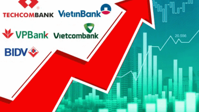 Ngành Ngân hàng thoát khó, cổ phiếu dẫn dắt bắt đầu lộ diện Ngành Ngân hàng thoát khó, cổ phiếu dẫn dắt bắt đầu lộ diện