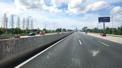 Phấn đấu rút ngắn tiến độ 9 dự án giao thông quan trọng quốc gia Phấn đấu rút ngắn tiến độ 9 dự án giao thông quan trọng quốc gia