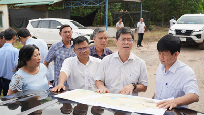 Lâm Đồng: Khảo sát mở rộng các khu công nghiệp về phía Đông Nam 