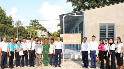 Tây Ninh hoàn thành mục tiêu xóa nhà tạm, nhà dột nát năm 2025