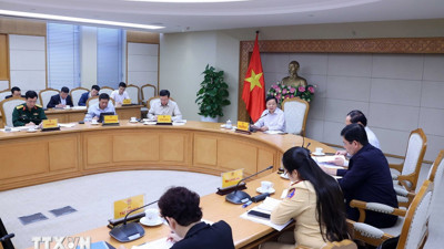 Xây dựng lộ trình thống nhất áp dụng quy chuẩn khí thải ô tô Xây dựng lộ trình thống nhất áp dụng quy chuẩn khí thải ô tô