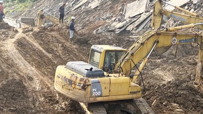 Khẩn trương thống kê, đánh giá thiệt hại hậu quả bão lũ tại Trung Bộ Khẩn trương thống kê, đánh giá thiệt hại hậu quả bão lũ tại Trung Bộ