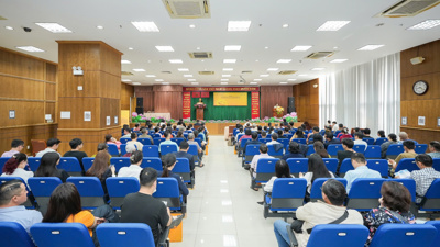 Xóa thuế khoán: LPBank mở gói giải pháp giúp hộ kinh doanh, tiểu thương chuyển đổi dễ dàng Xóa thuế khoán: LPBank mở gói giải pháp giúp hộ kinh doanh, tiểu thương chuyển đổi dễ dàng