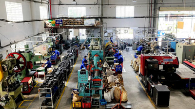 Thúc đẩy mạnh mẽ các động lực tăng trưởng kinh tế Thúc đẩy mạnh mẽ các động lực tăng trưởng kinh tế