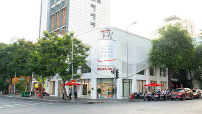 Prudential Việt Nam chi trả nhanh 3 trường hợp khách hàng bị ảnh hưởng bão lũ tại miền Trung Prudential Việt Nam chi trả nhanh 3 trường hợp khách hàng bị ảnh hưởng bão lũ tại miền Trung