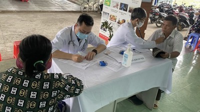 Phối hợp thực hiện hiệu quả chính sách bảo hiểm y tế ở TP. Hồ Chí Minh Phối hợp thực hiện hiệu quả chính sách bảo hiểm y tế ở TP. Hồ Chí Minh