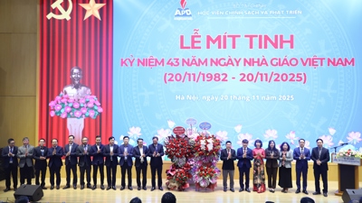 Đẩy mạnh mô hình nhà giáo - nhà khoa học - chuyên gia tư vấn chính sách