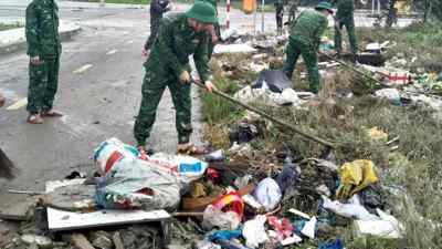 Sớm hoàn thiện dự thảo Nghị quyết của Chính phủ về các giải pháp khắc phục hậu quả thiên tai