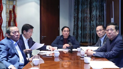 Kịp thời chỉ đạo, hỗ trợ người dân vùng lũ ổn định cuộc sống Kịp thời chỉ đạo, hỗ trợ người dân vùng lũ ổn định cuộc sống