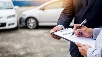 Bảo hiểm bắt buộc xe cơ giới: "Lá chắn" bảo vệ người dân trước rủi ro giao thông Bảo hiểm bắt buộc xe cơ giới: "Lá chắn" bảo vệ người dân trước rủi ro giao thông